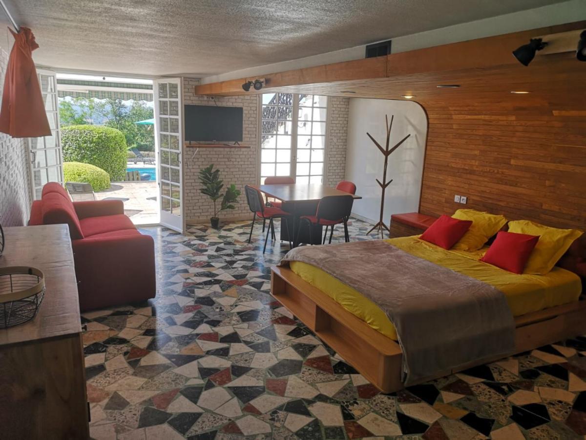 Chateauneuf-de-Galaure Bellevue Bed & Breakfast エクステリア 写真