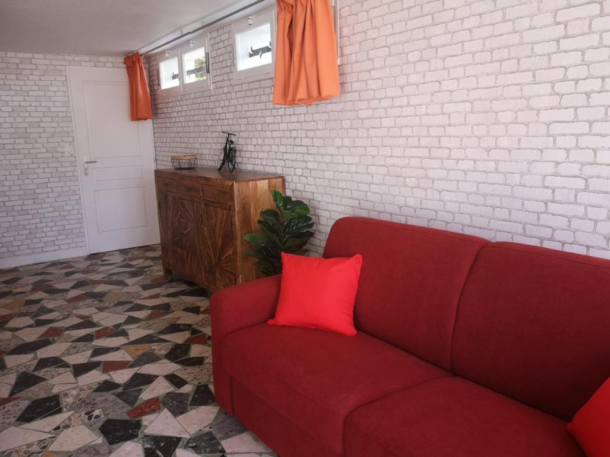 Chateauneuf-de-Galaure Bellevue Bed & Breakfast エクステリア 写真