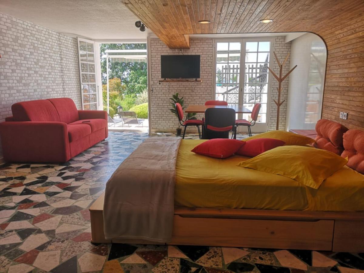 Chateauneuf-de-Galaure Bellevue Bed & Breakfast エクステリア 写真
